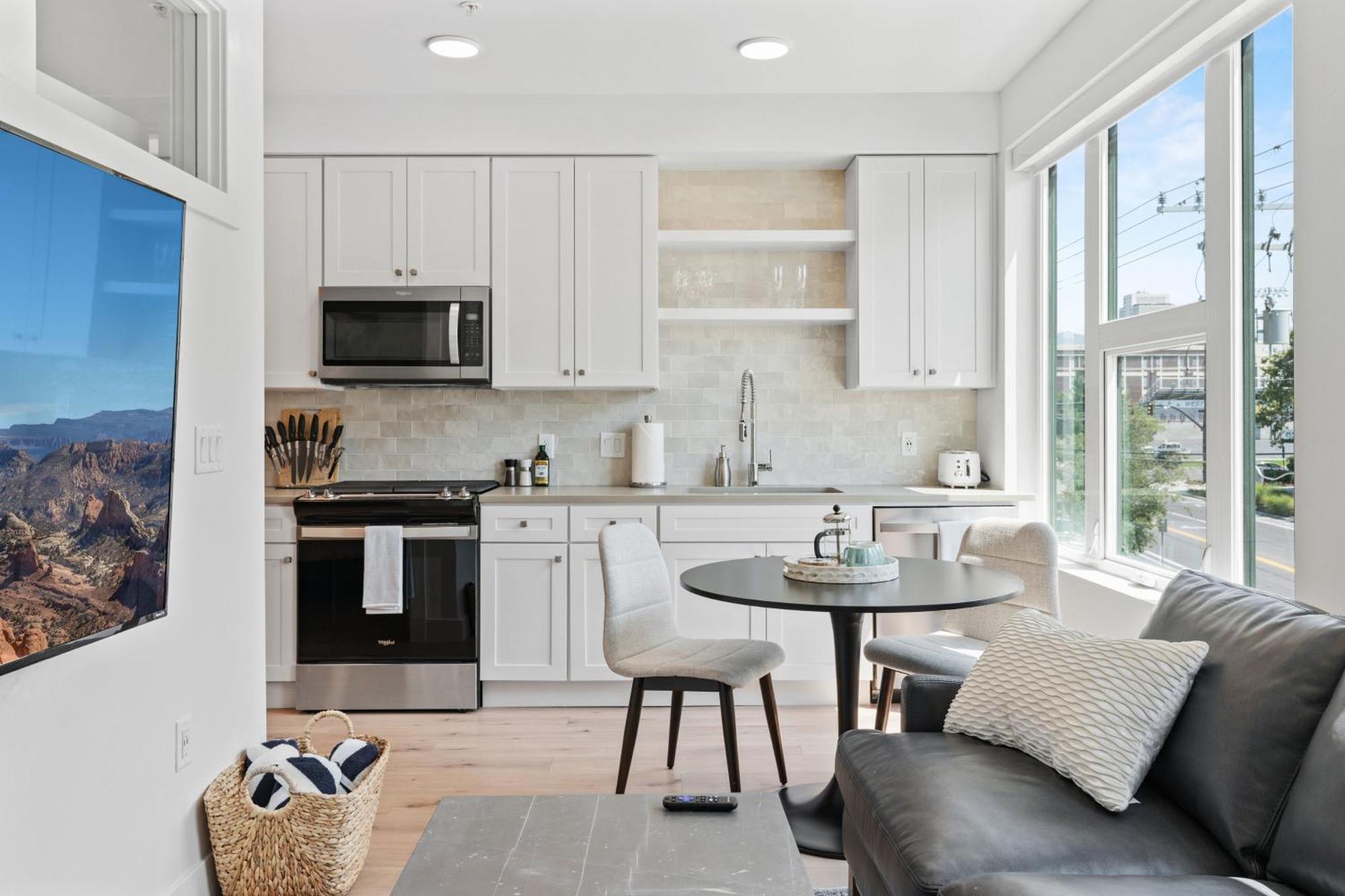 Outstanding Amenities-New Complex- Downtown Luxury Lägenhet Salt Lake City Exteriör bild