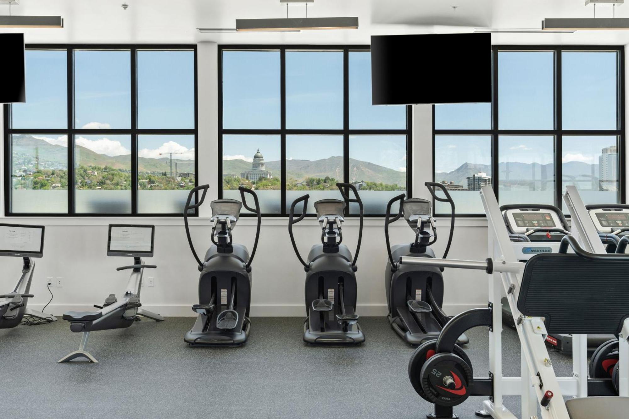 Outstanding Amenities-New Complex- Downtown Luxury Lägenhet Salt Lake City Exteriör bild